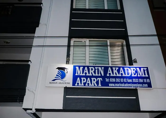 Hotel Marin Akademi Apart